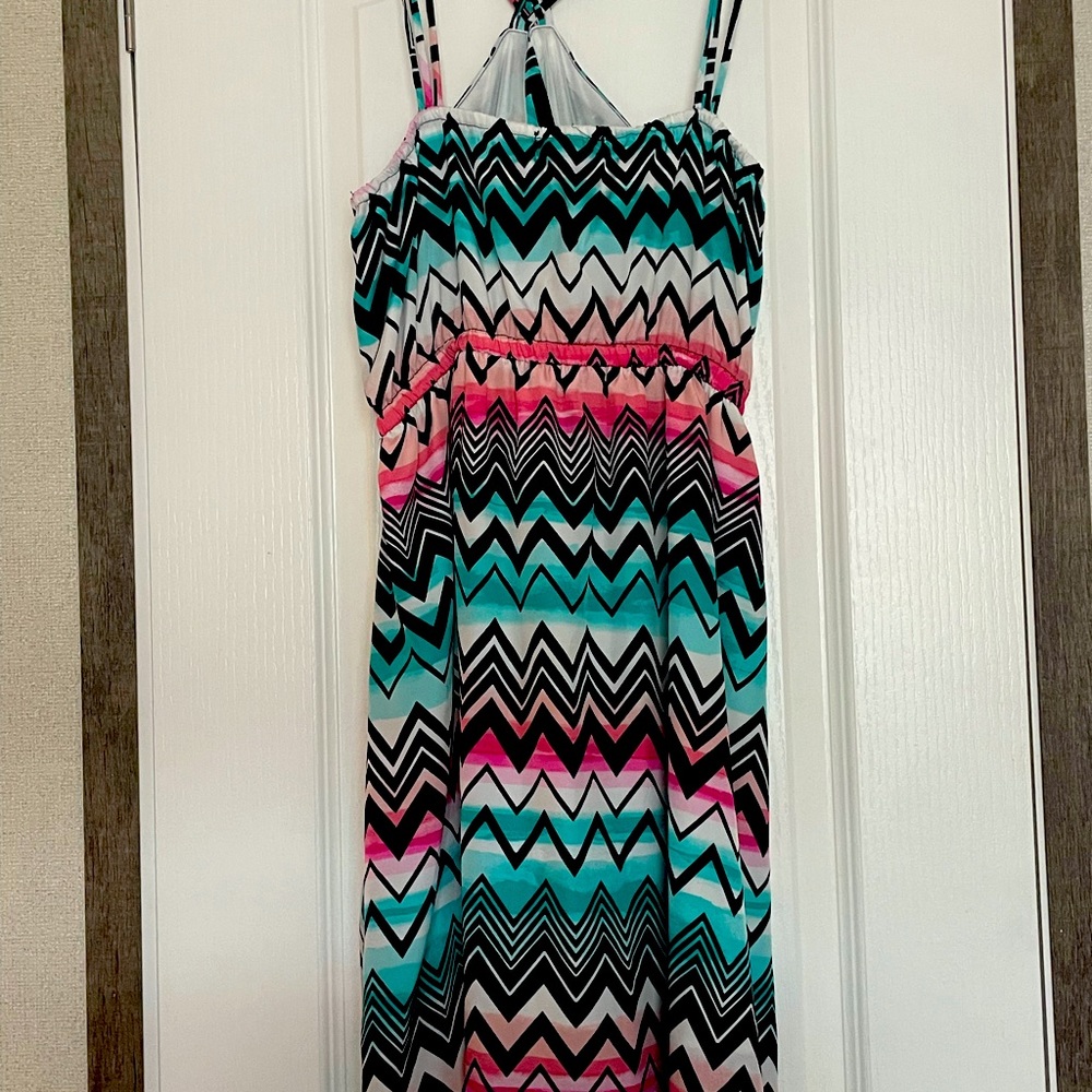 Women’s patterned XL dress with pink, blue, and black